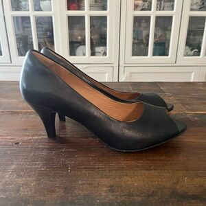 Clarks Artisan Sz 11 Florine Portia Black Leather Peep Toe Pumps